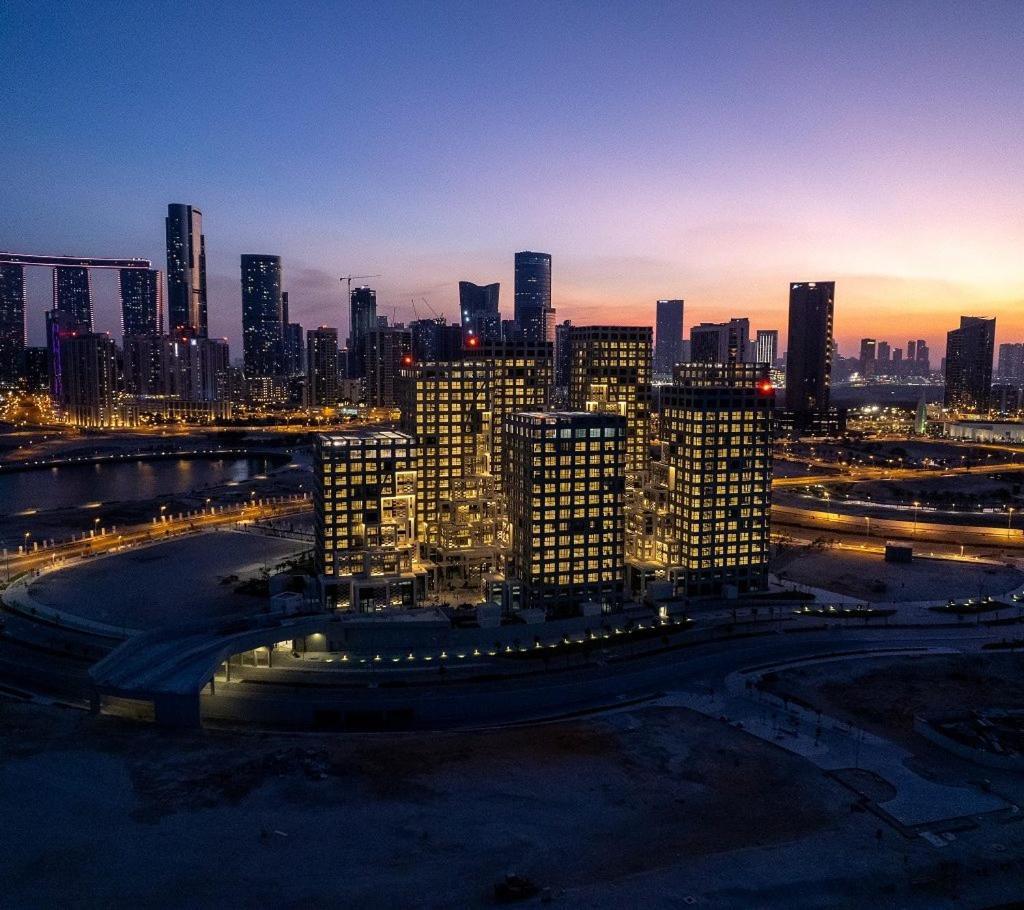 Harf3502 Al Reem Island Luxurious Pvt Abu Dhabi